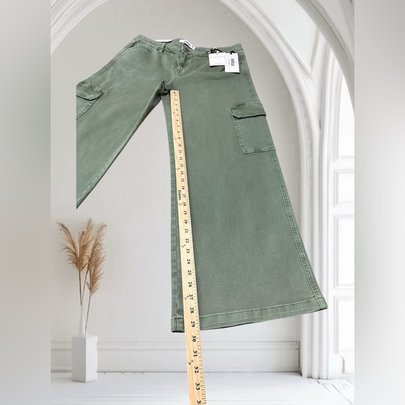 Mica Los Angeles Downeast WideLeg Cargo Jeans. Green. Size: 30 (12) NWT - Picture 4 of 12